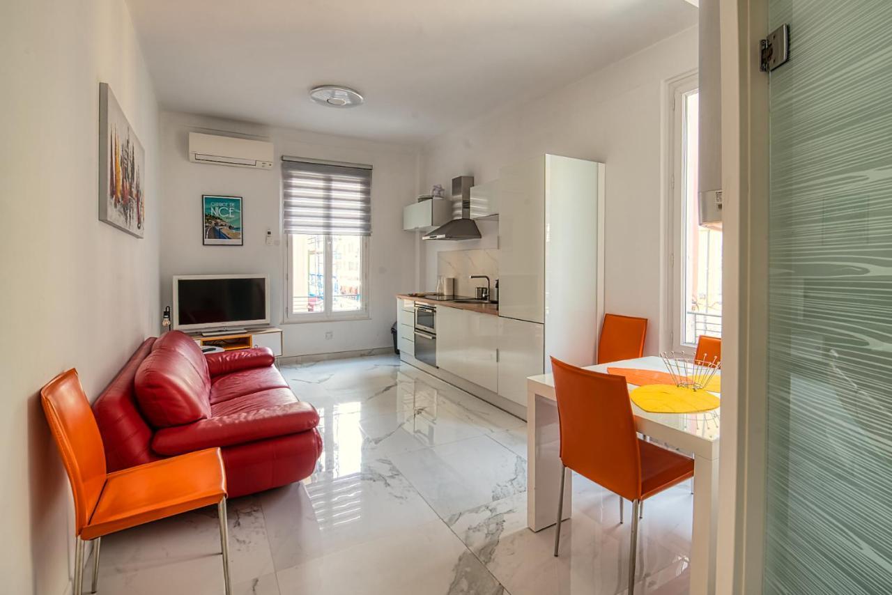 Suite Stalingrad Ница Екстериор снимка
